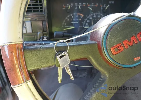 1993 GMC Sierra C1500 from USA, damaged, VIN 2GTEC19K3P1530260